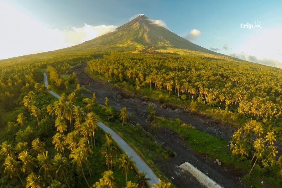 Nui lua Mayon-tripavn