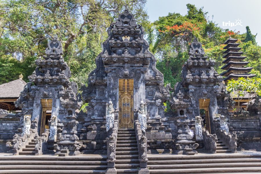 Đền Goa Lawah - Tripa