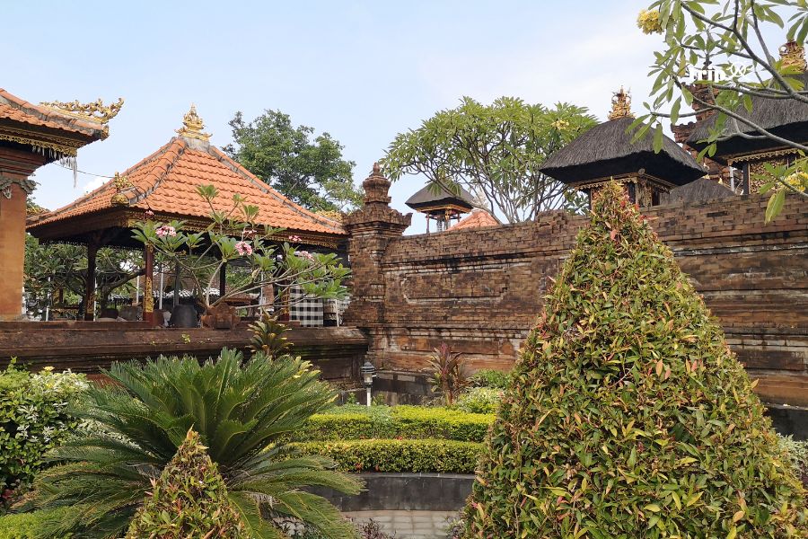 Pura Petitenget Bali - Tripa