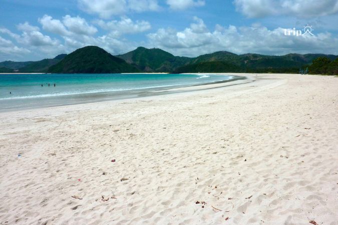 Bãi biển Selong Belanak