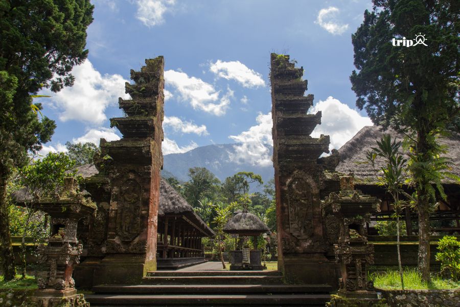  Luhur Batukaru -tripa