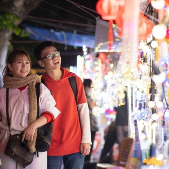 CÁC CHỢ ĐÊM NỔI TIẾNG Ở VIỆT NAM
