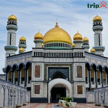 JAME'ASR HASSANIL BOLKIAH MOSQUE: VIÊN NGỌC KIẾN TRÚC HỒI GIÁO CỦA ĐÔNG NAM Á